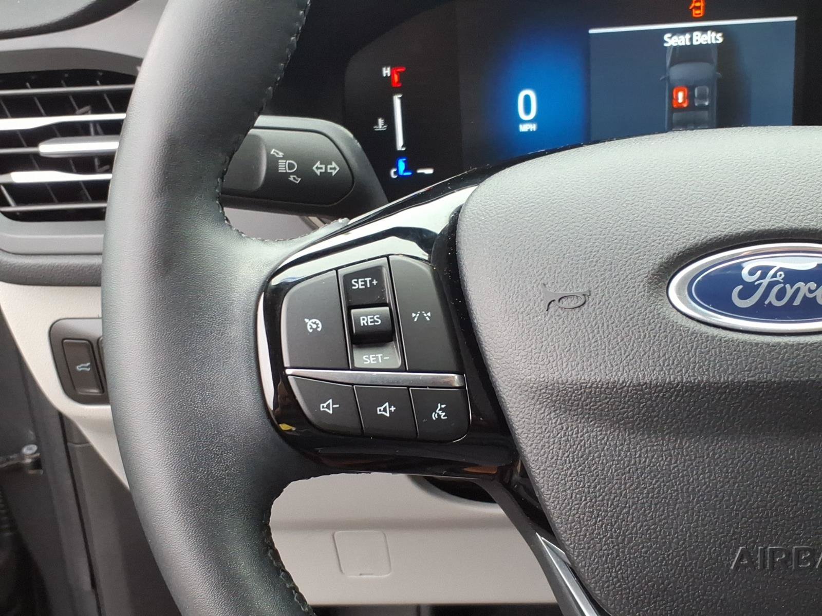 Certified 2023 Ford Escape Active AWD/4WD image 16