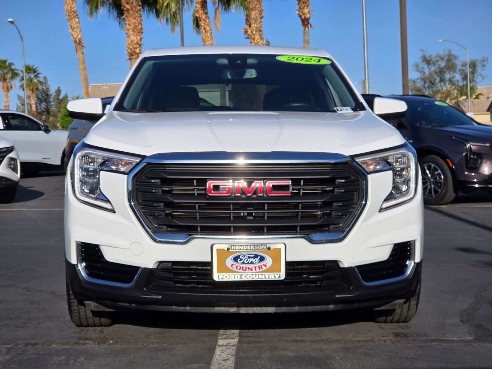 Used 2024 GMC Terrain SLE FWD image 8