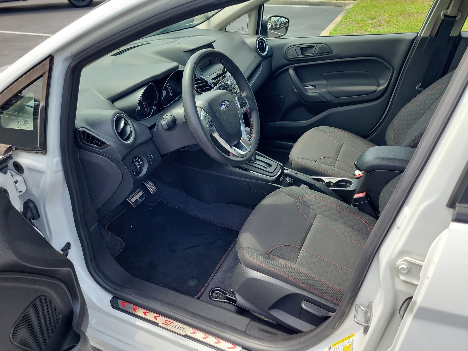 Certified 2019 Ford Fiesta ST-Line FWD image 15
