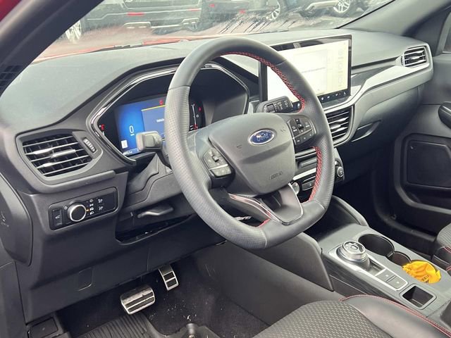Certified 2024 Ford Escape ST-Line w/ Tech Pack #1 image 6