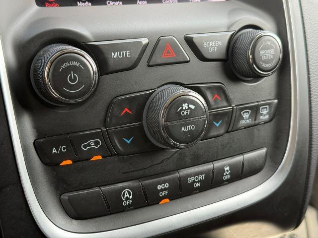 Used 2020 Dodge Durango SXT w/ 3rd Row Seating Group AWD/4WD image 30