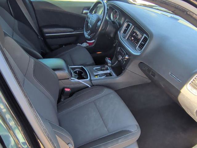 Used 2022 Dodge Charger SXT image 17