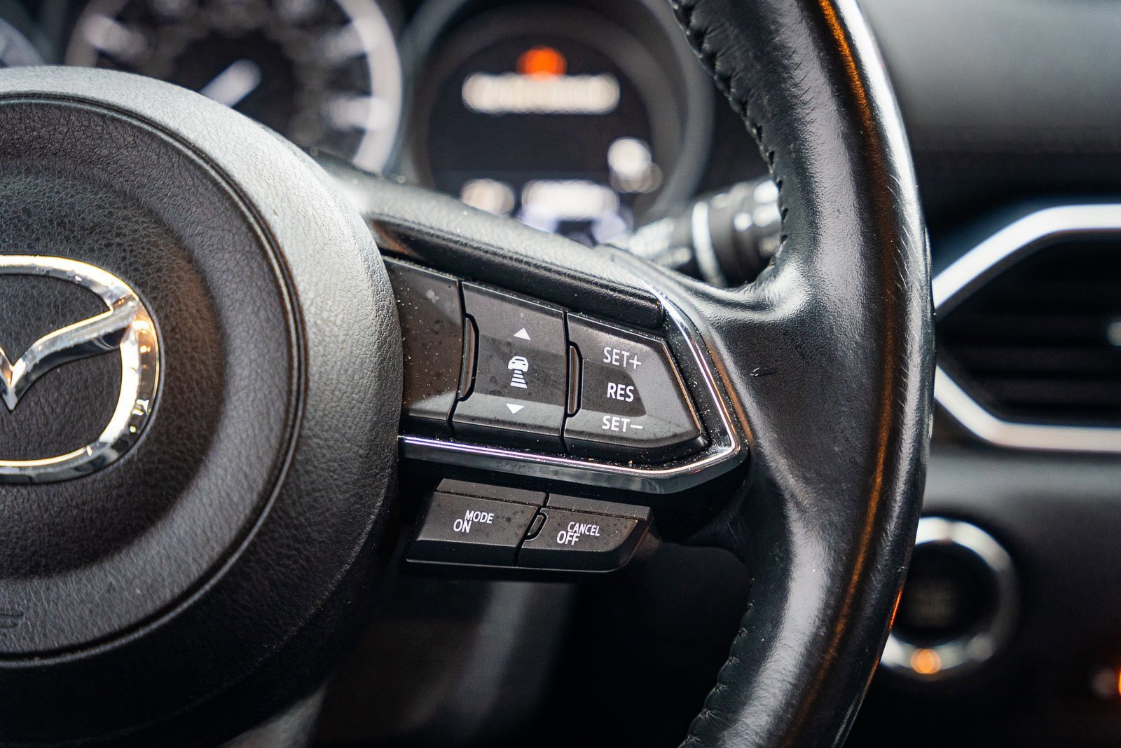 Used 2018 MAZDA CX-5 Touring image 26