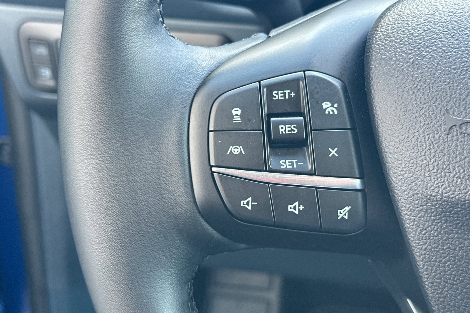 Certified 2024 Ford Maverick Lariat w/ Black Appearance Package image 27