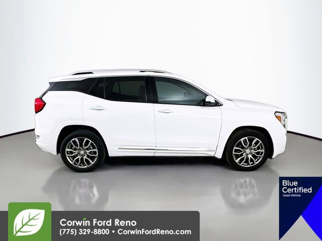 Used 2022 GMC Terrain Denali w/ Denali Premium Package image 7