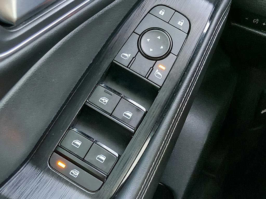 Used 2021 Nissan Rogue SV w/ Premium Package FWD image 25