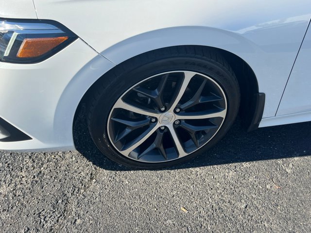 Used 2024 Honda Civic Touring image 11