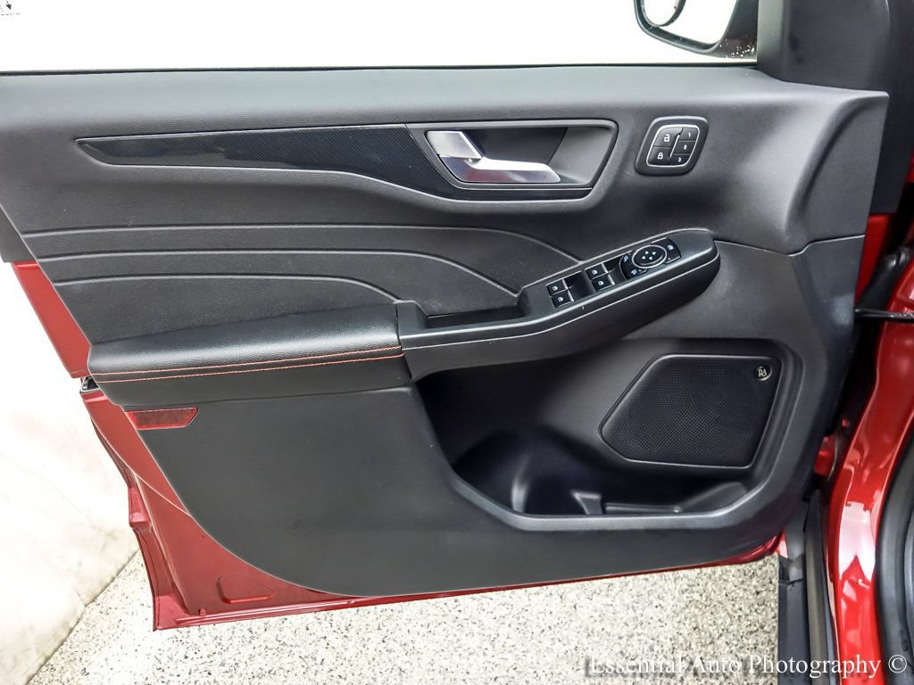 Certified 2023 Ford Escape ST-Line Elite w/ Premium Technology Package AWD/4WD image 23