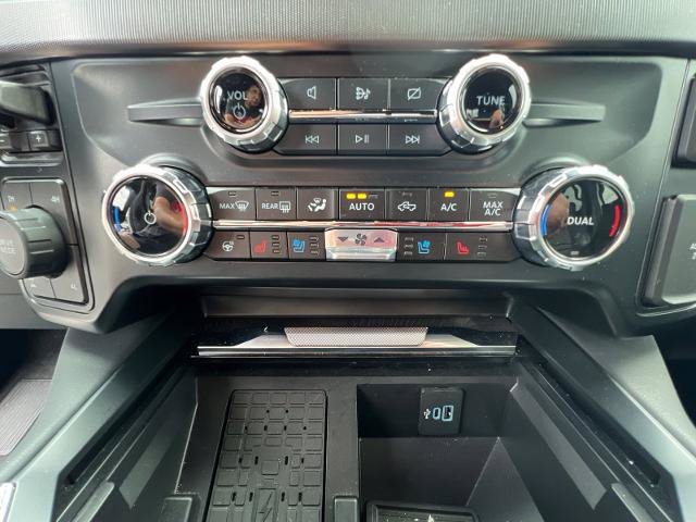 Certified 2024 Ford F250 Platinum AWD/4WD image 12