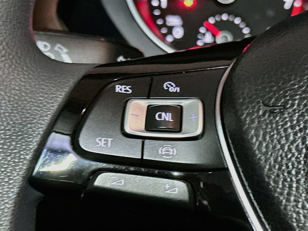 Used 2019 Volkswagen Tiguan S AWD/4WD image 34