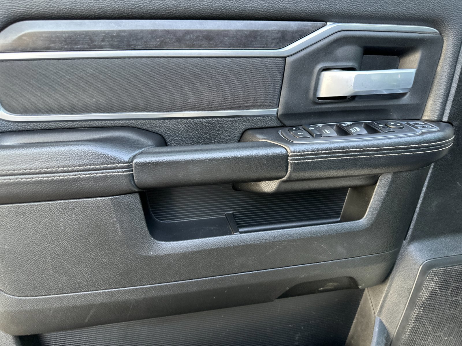 Used 2024 RAM 2500 Big Horn image 11