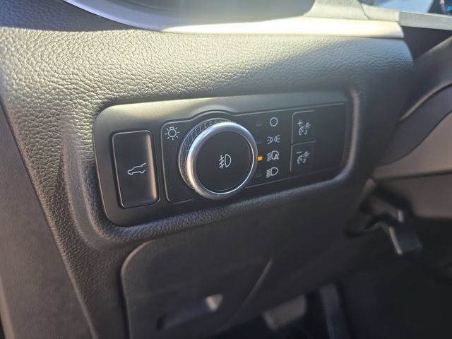 Certified 2024 Ford Explorer XLT w/ Equipment Group 202A AWD/4WD image 13
