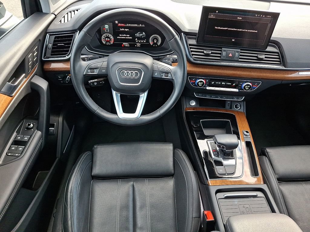 Used 2023 Audi Q5 2.0T Prestige w/ Prestige Package image 12