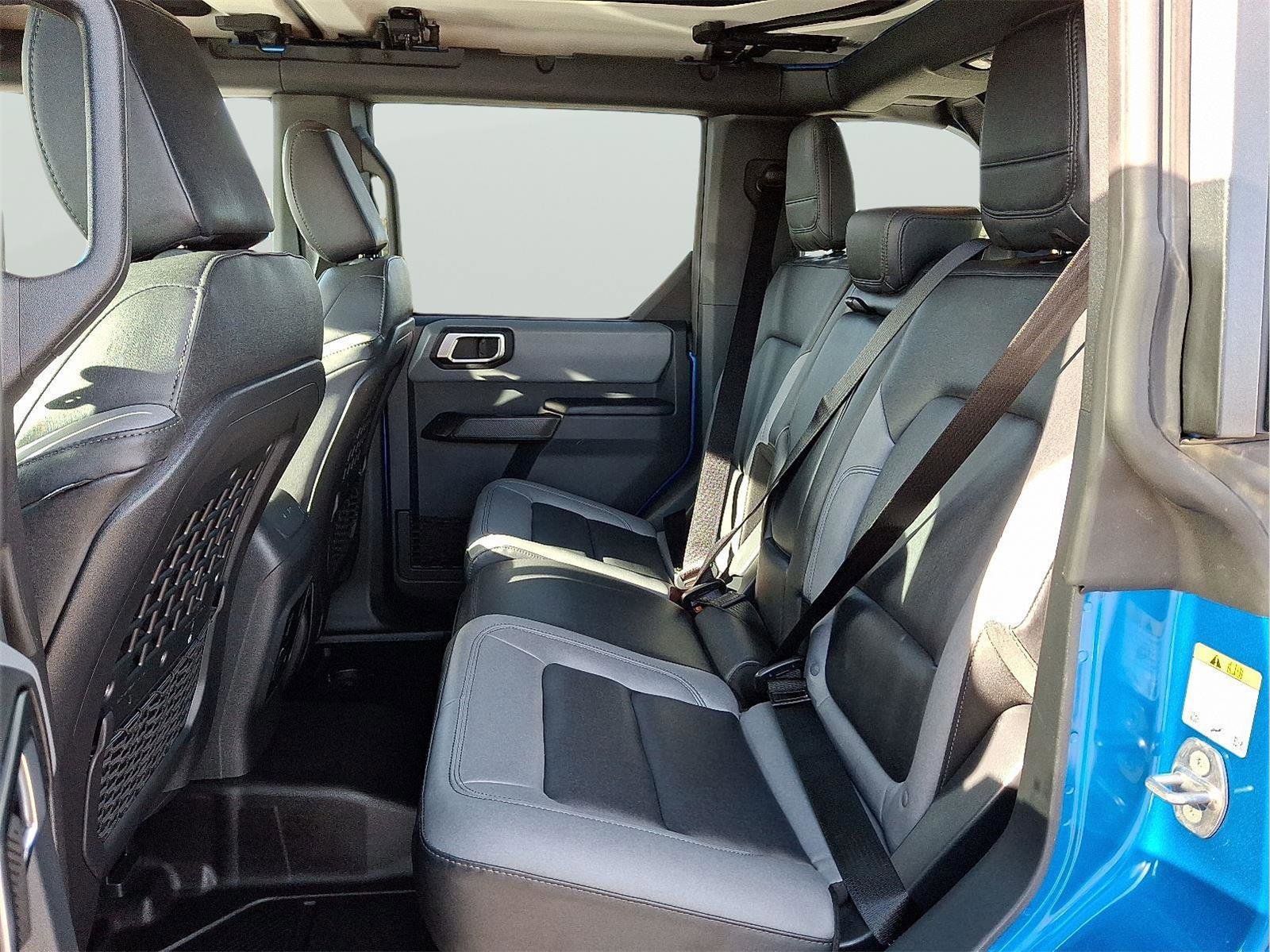 Certified 2024 Ford Bronco Black Diamond image 10