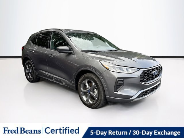 Certified 2023 Ford Escape ST-Line w/ Tech Pack #1 image 6