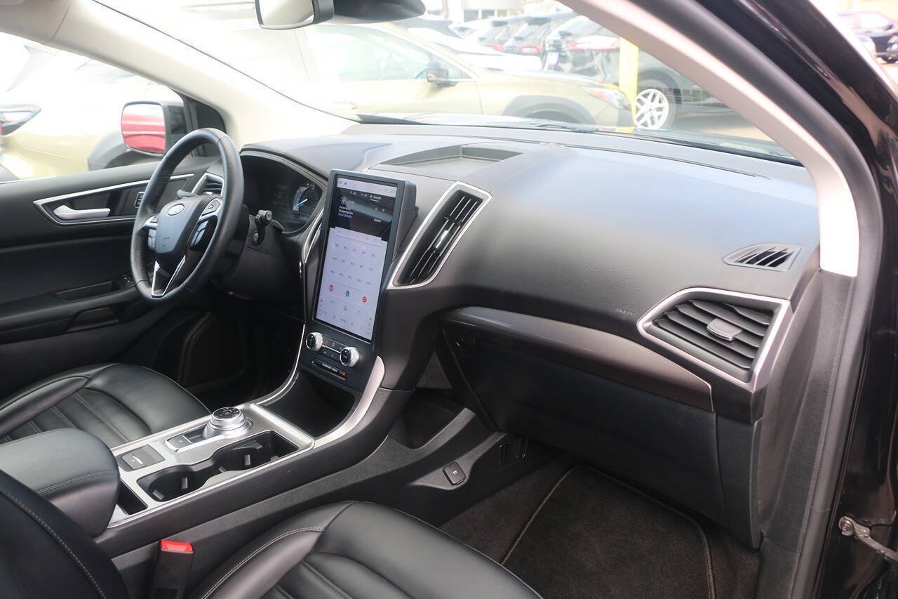 Certified 2024 Ford Edge SEL w/ Convenience Package AWD/4WD image 27