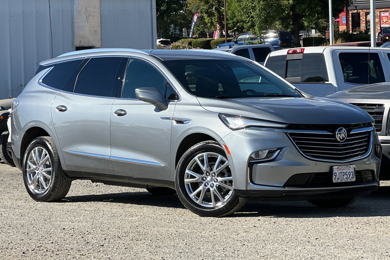 Used 2023 Buick Enclave Premium image 8
