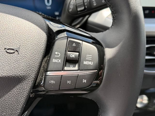 Certified 2023 Ford Escape Platinum AWD/4WD image 20