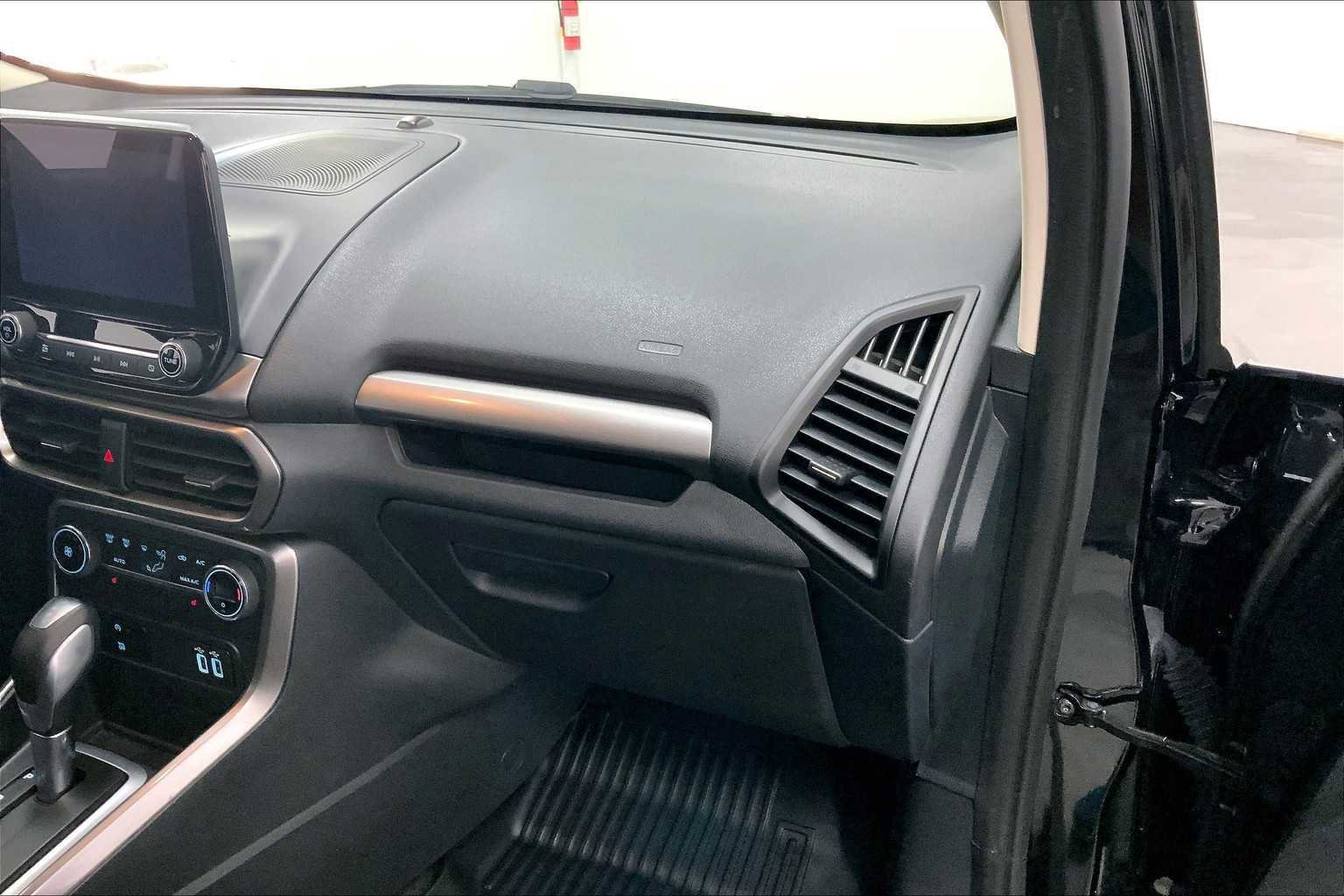 Certified 2022 Ford EcoSport SE w/ SE Convenience Package image 16