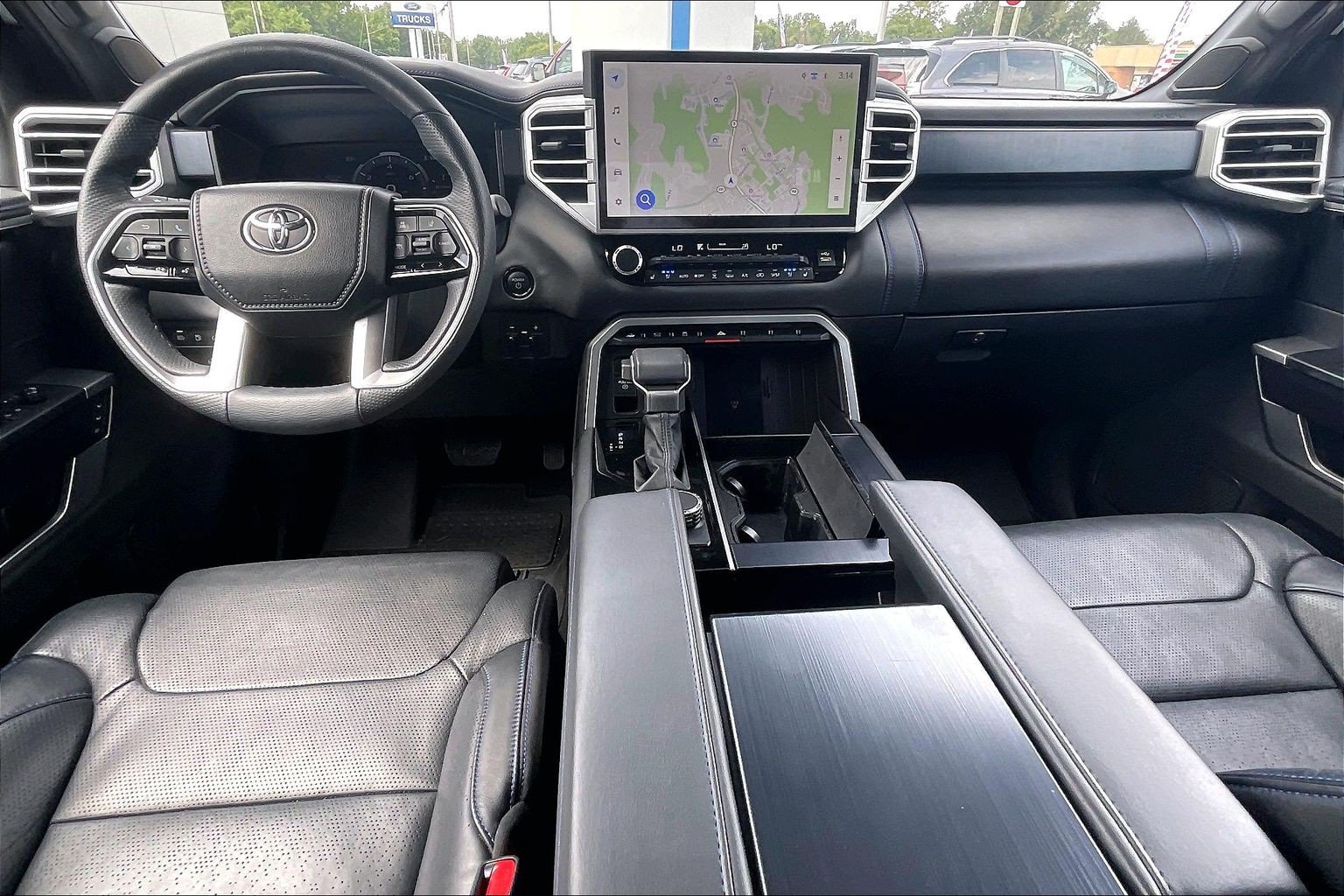 Used 2025 Toyota Sequoia Platinum AWD/4WD image 14