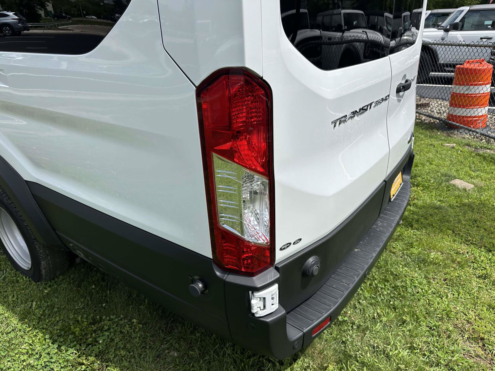 Certified 2024 Ford Transit 350 XLT RWD image 10
