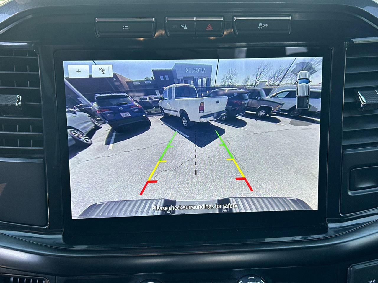 Certified 2023 Ford F150 Lariat w/ Equipment Group 502A High image 31