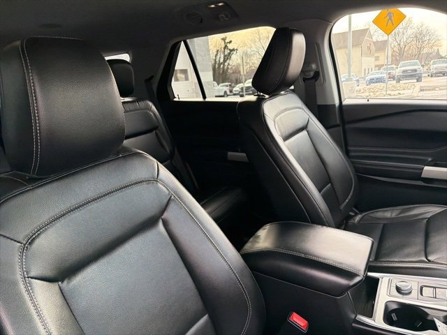 Certified 2020 Ford Explorer XLT w/ Equipment Group 202A image 43