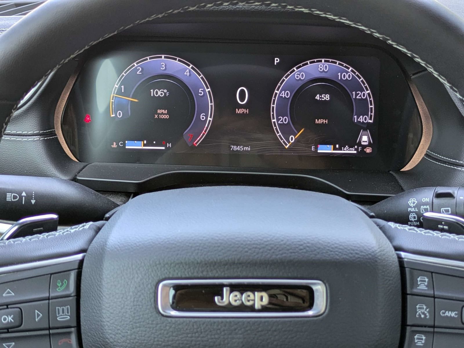 Used 2025 Jeep Grand Cherokee Limited w/ Luxury Tech Group II AWD/4WD image 15