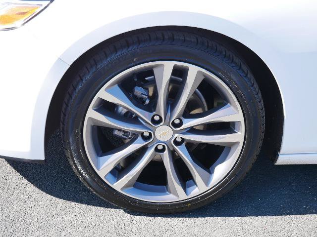Used 2024 Chevrolet Malibu LT FWD image 9