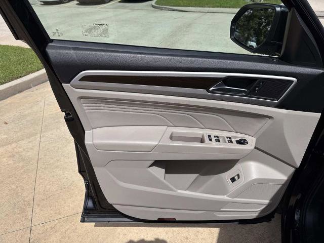 Used 2023 Volkswagen Atlas SE w/ Panoramic Sunroof Package image 23