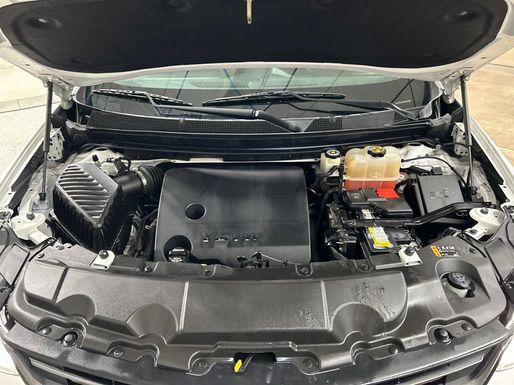 Used 2019 Chevrolet Traverse RS w/ LPO, Floor Liner Package AWD/4WD image 34