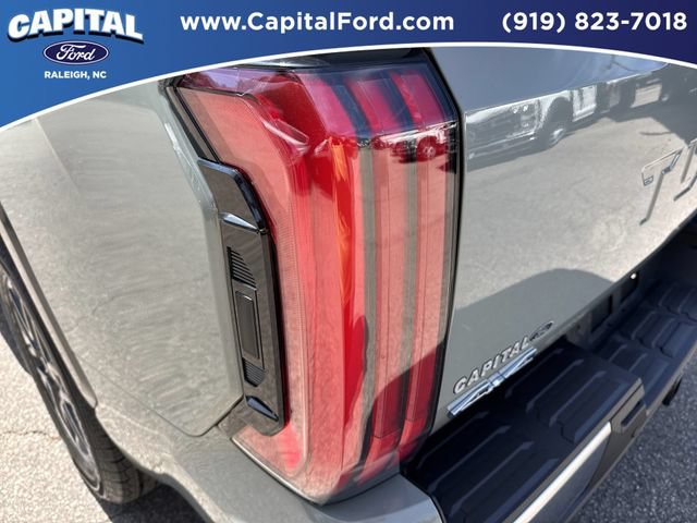 Used 2025 Toyota Tundra Limited AWD/4WD image 15