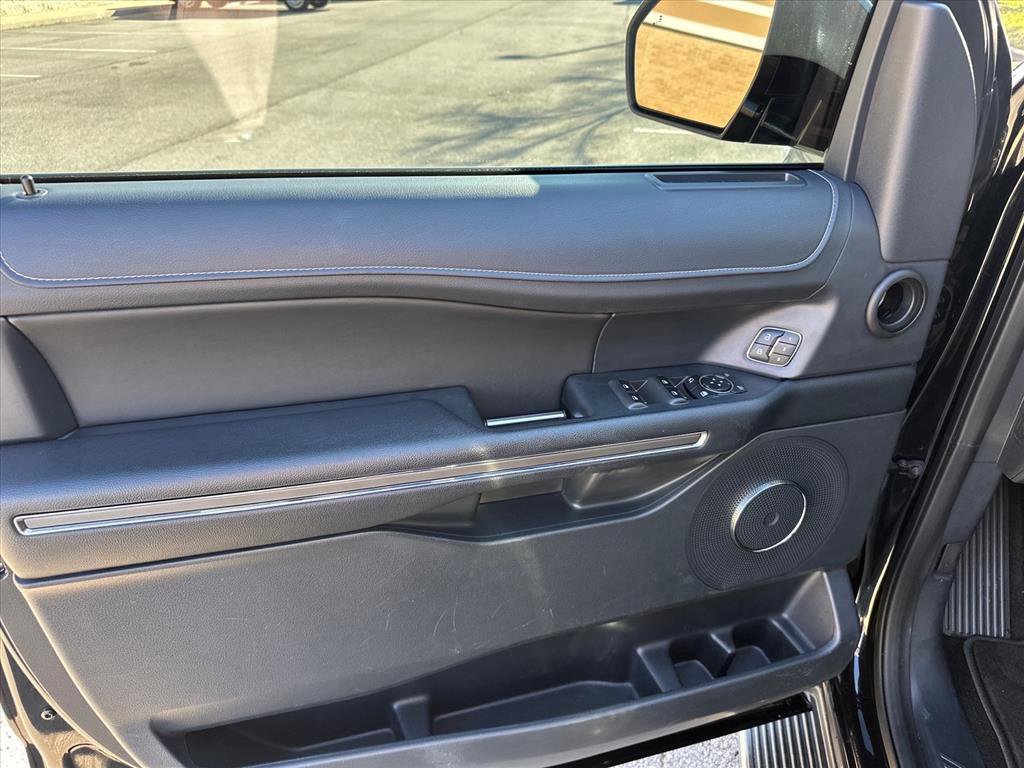 Certified 2022 Ford Expedition XLT image 14