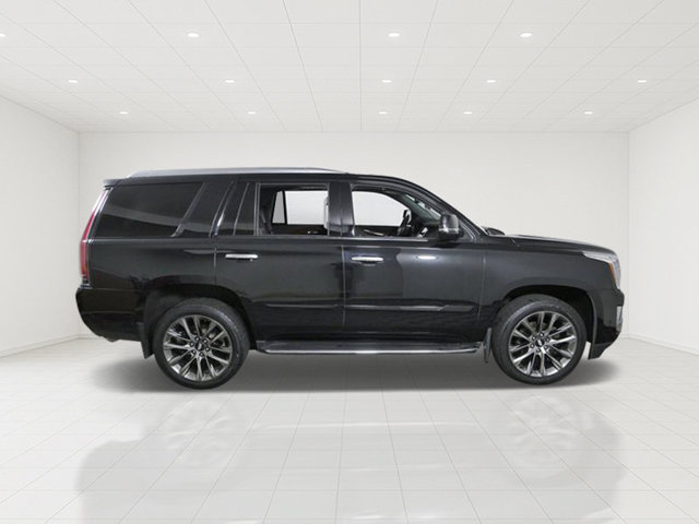 Used 2020 Cadillac Escalade Luxury w/ Escalade Sport Edition AWD/4WD image 8