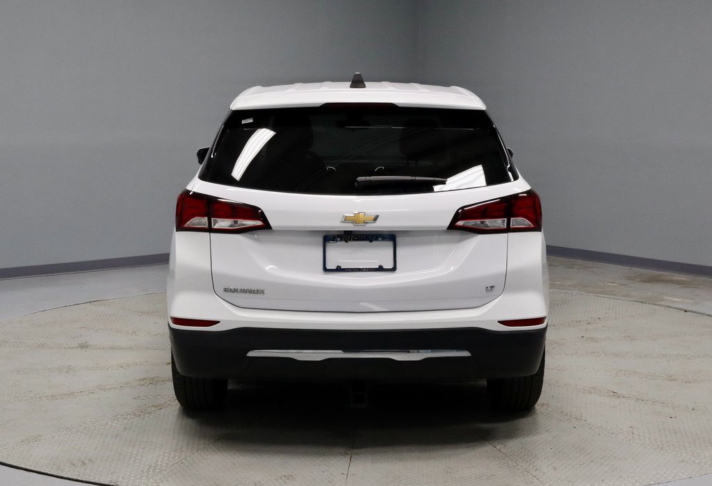 Used 2022 Chevrolet Equinox LT w/ Driver Convenience Package image 11