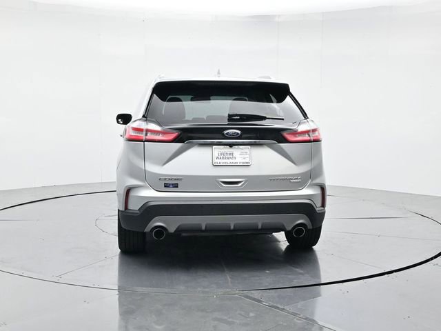Certified 2019 Ford Edge Titanium image 8