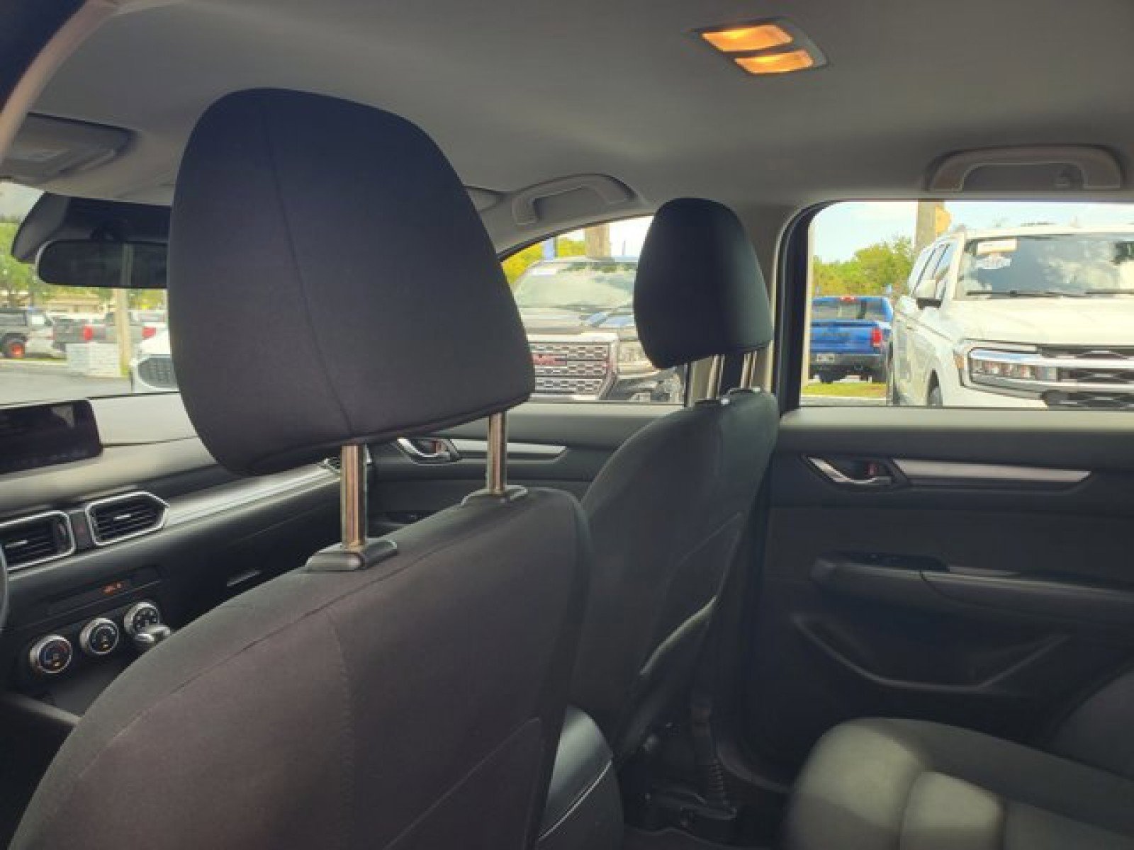 Used 2019 MAZDA CX-5 Sport image 25