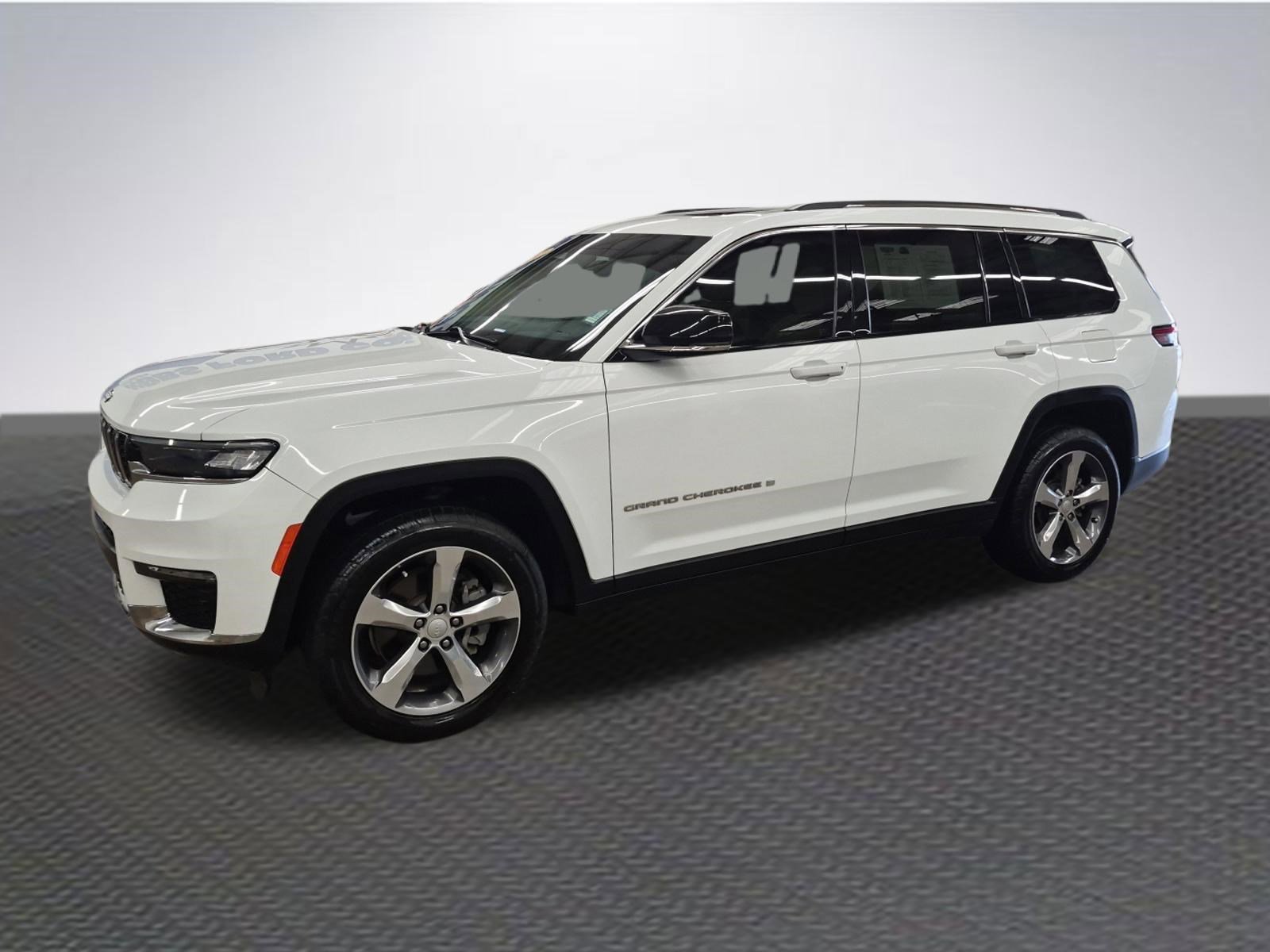 Used 2021 Jeep Grand Cherokee L Limited AWD/4WD image 2