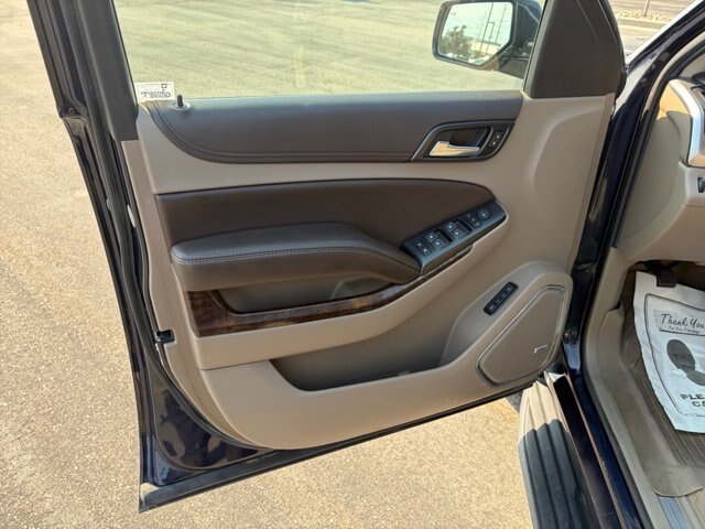 Used 2017 Chevrolet Suburban LT AWD/4WD image 12