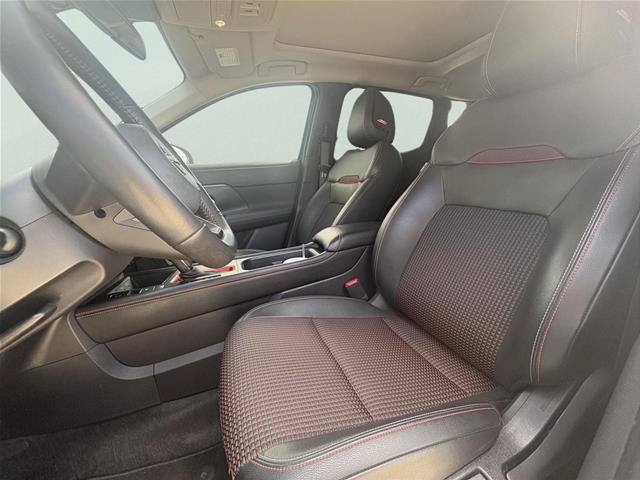 Used 2025 Nissan Kicks SR w/ SR Premium Package FWD image 13