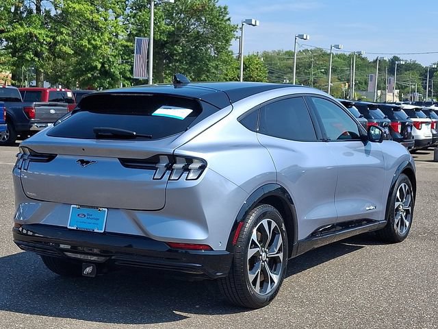 Certified 2022 Ford Mustang Mach-E Premium AWD/4WD image 6