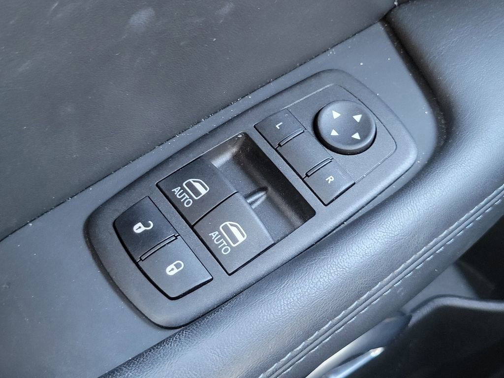 Used 2023 Dodge Challenger SXT w/ Plus Package image 22