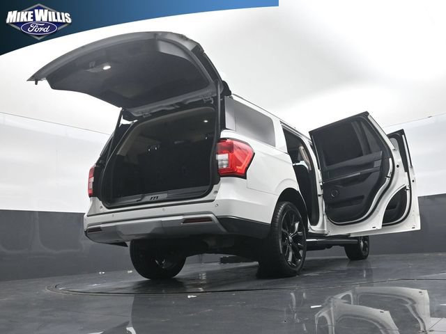 Certified 2022 Ford Expedition XLT RWD image 29