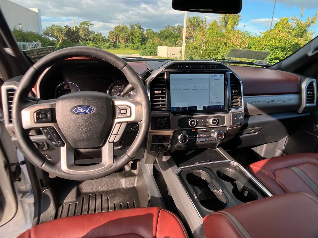 Certified 2022 Ford F450 Platinum w/ FX4 Off-Road Package image 12