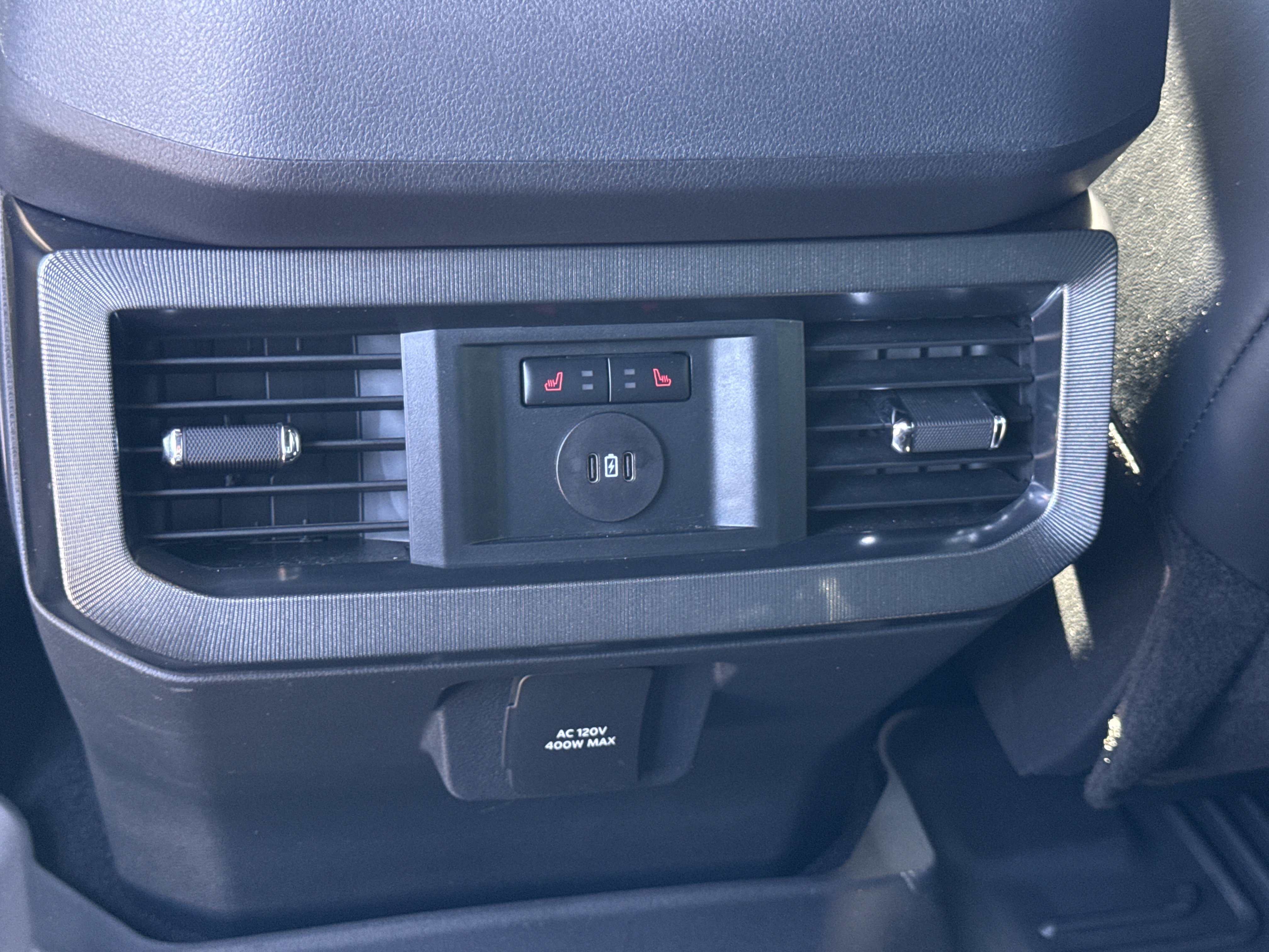 Certified 2025 Ford F250 Platinum AWD/4WD image 16