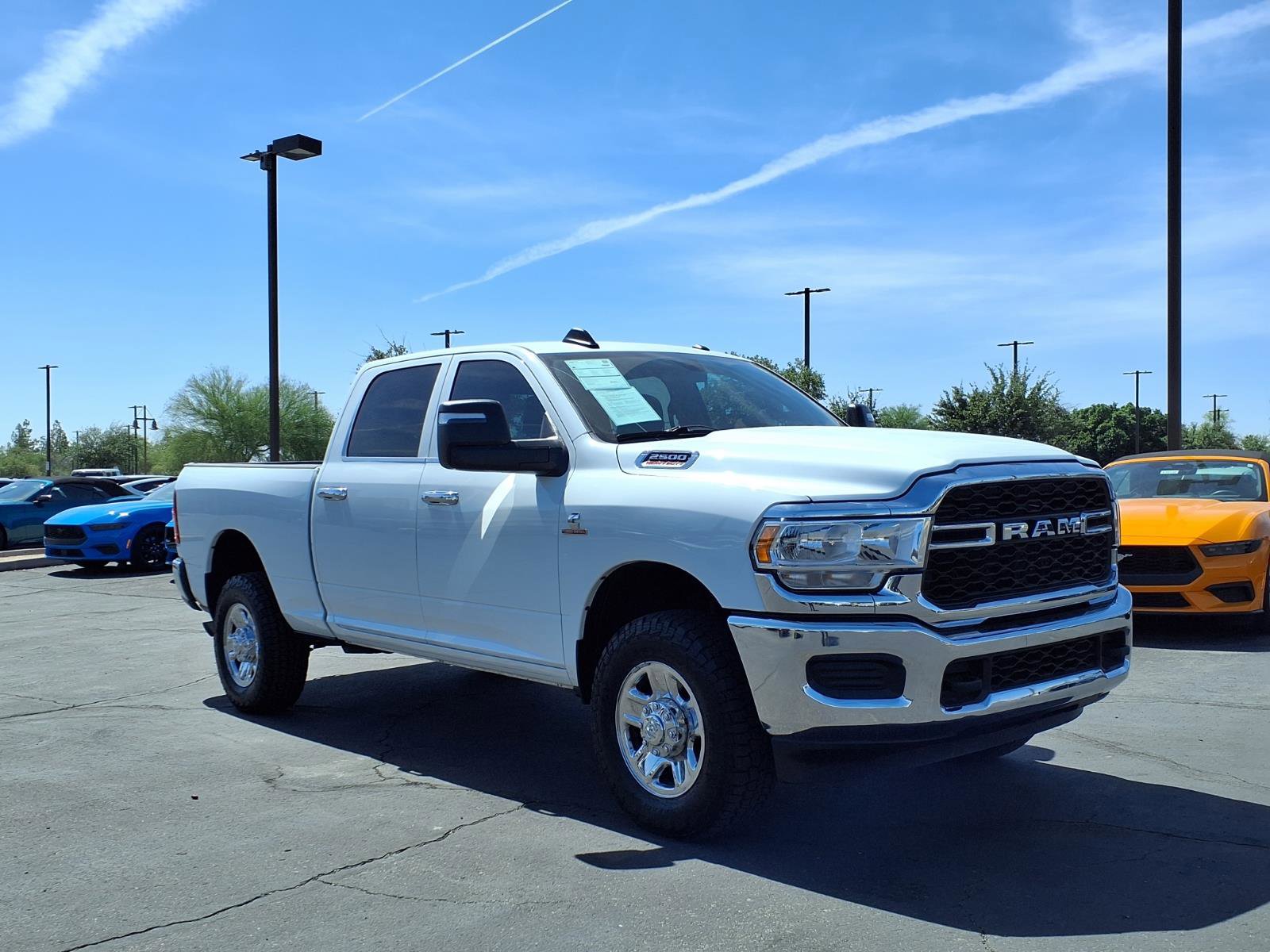 Used 2024 RAM 2500 Tradesman w/ Chrome Appearance Group AWD/4WD image 8