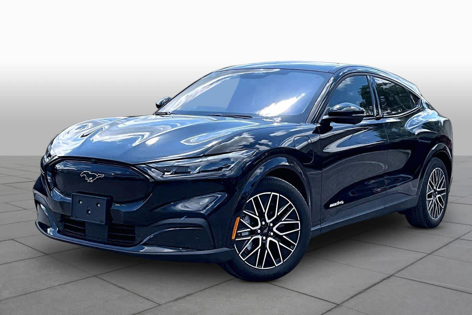 Certified 2025 Ford Mustang Mach-E Premium AWD/4WD image 34