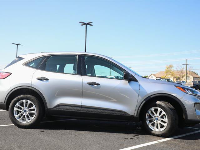 Certified 2022 Ford Escape S AWD/4WD image 9