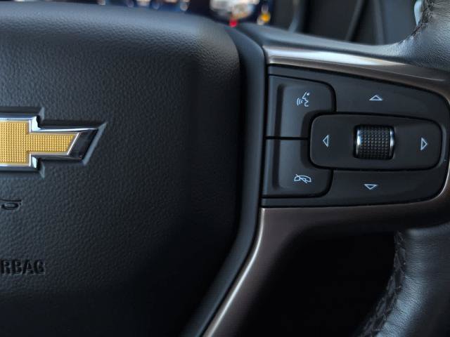 Used 2022 Chevrolet Tahoe High Country w/ Premium Package 2 AWD/4WD image 31