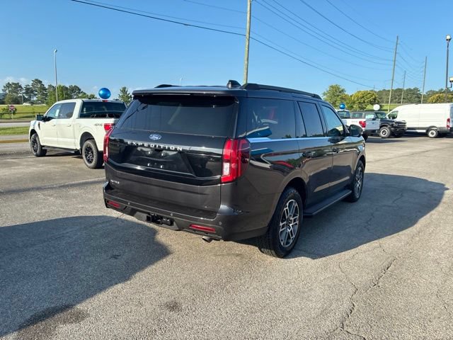 Certified 2025 Ford Expedition Active AWD/4WD image 30